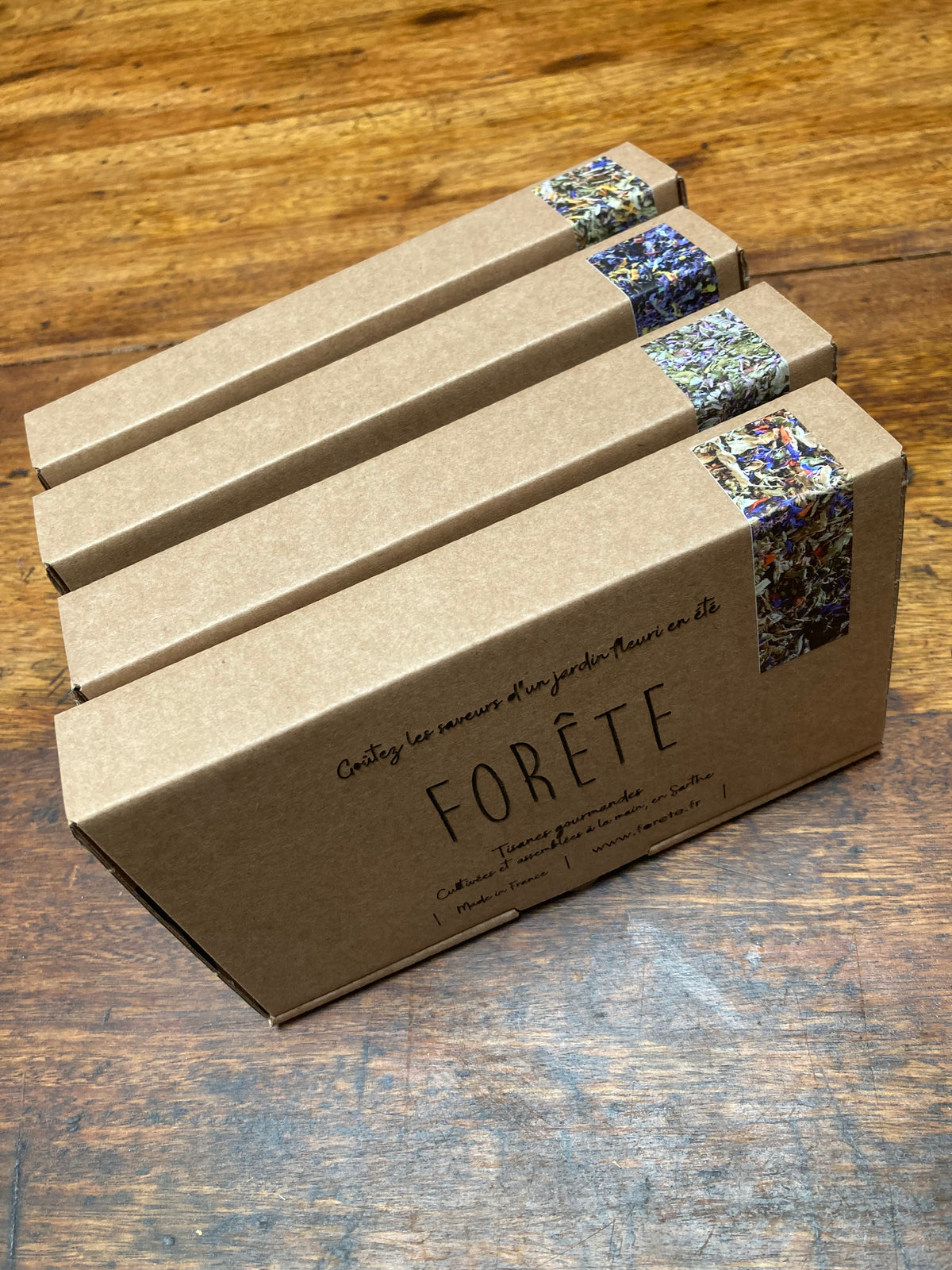 lot des 4 boîtes des 4 tisanes Forête en infusettes.